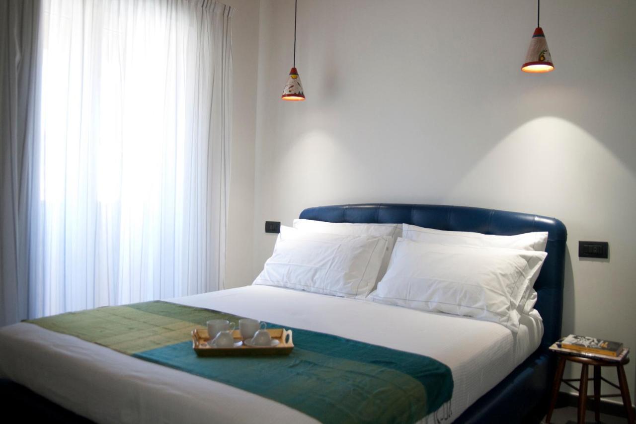 Foyer Rooms & Suites Affittacamere Cagliari Esterno foto