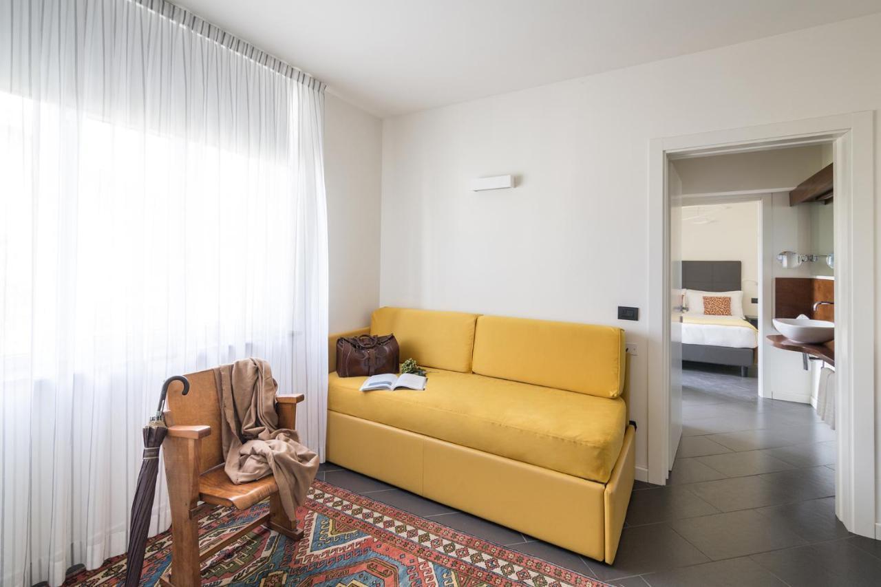 Foyer Rooms & Suites Affittacamere Cagliari Esterno foto